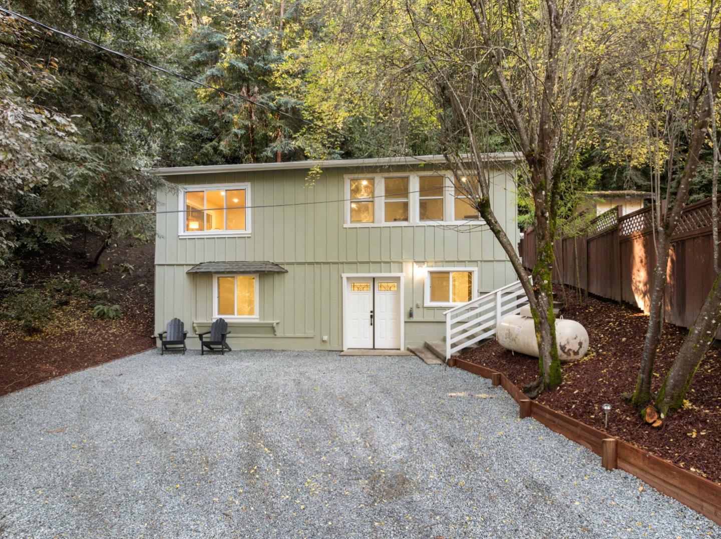 1603 Lockhart Gulch RD