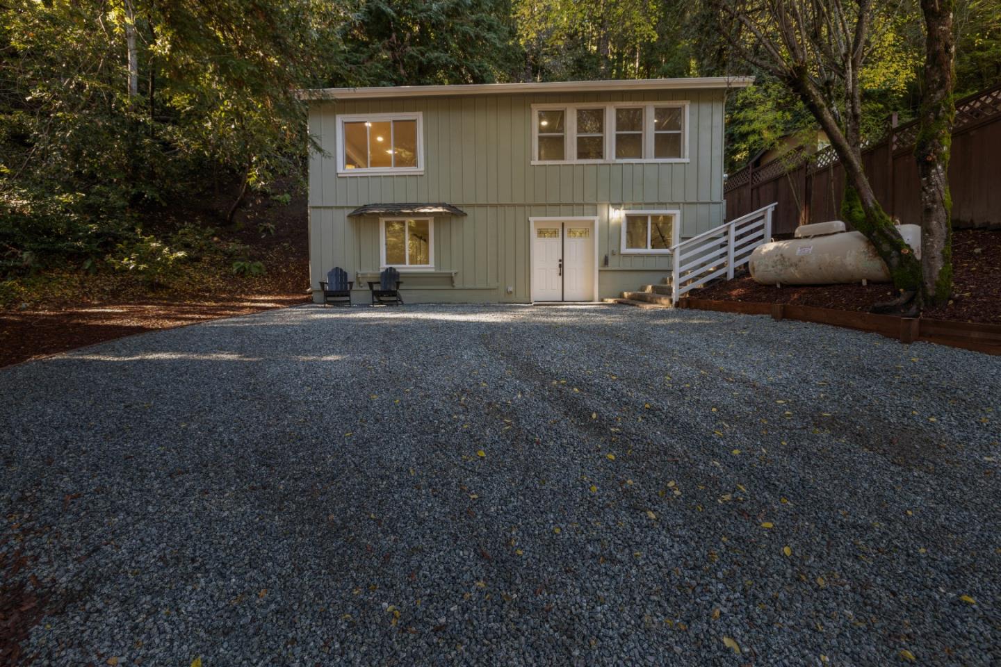 1603 Lockhart Gulch RD