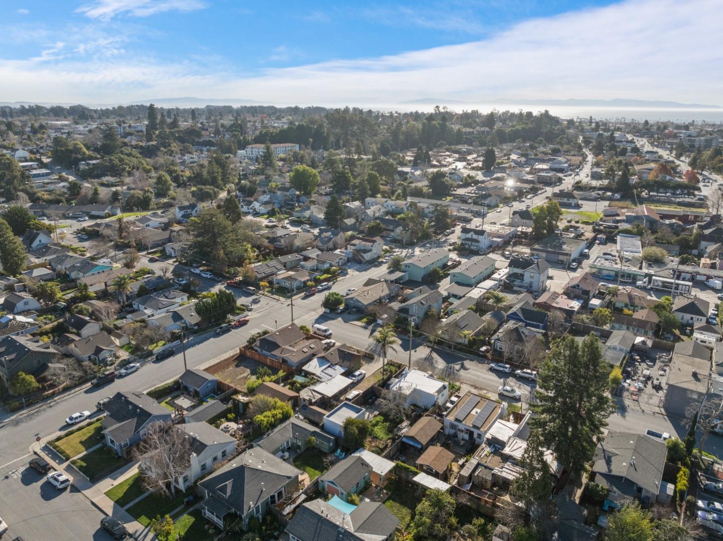 609 May AVE