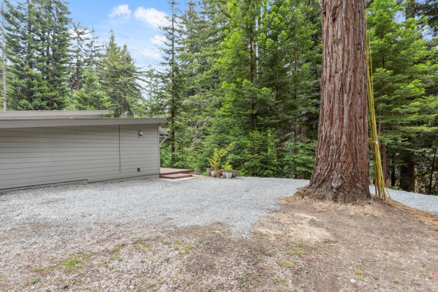 333 Dakenbrook DR