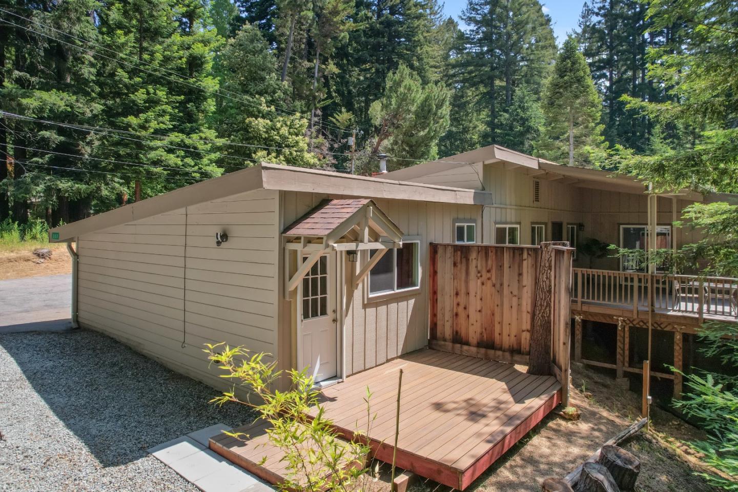 333 Dakenbrook DR