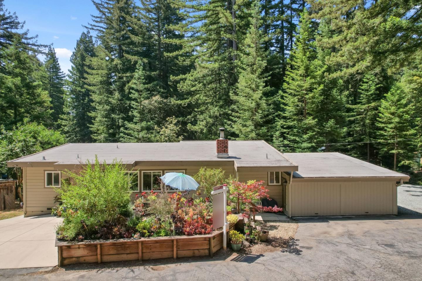 333 Dakenbrook DR
