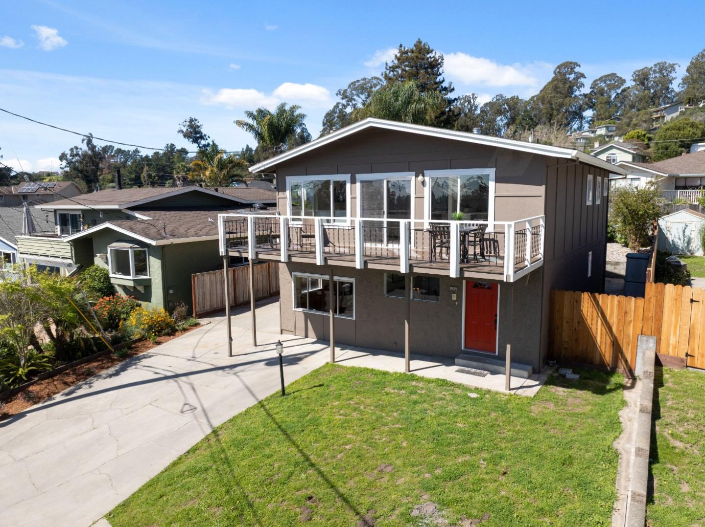 5493 Ball Drive
