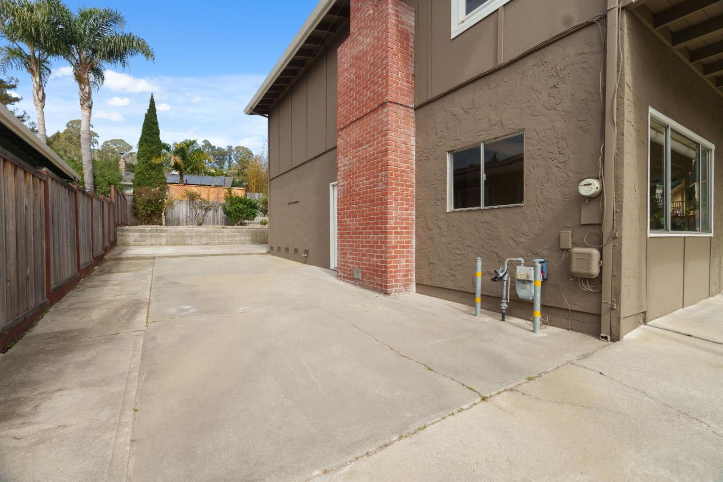 5493 Ball Drive