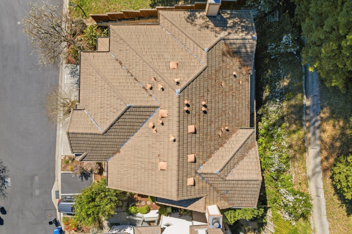 101 Woodhill Drive