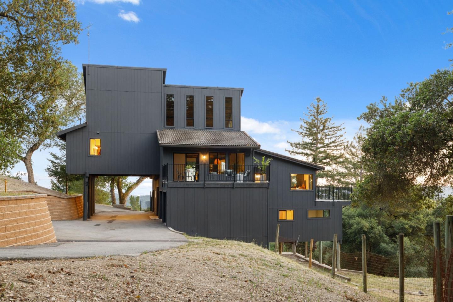 1380 Weston Ridge Road