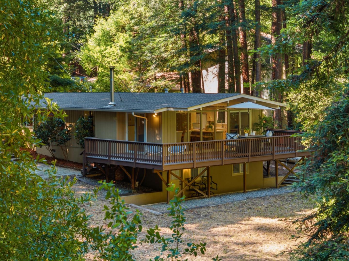 15740 Forest Hill Drive