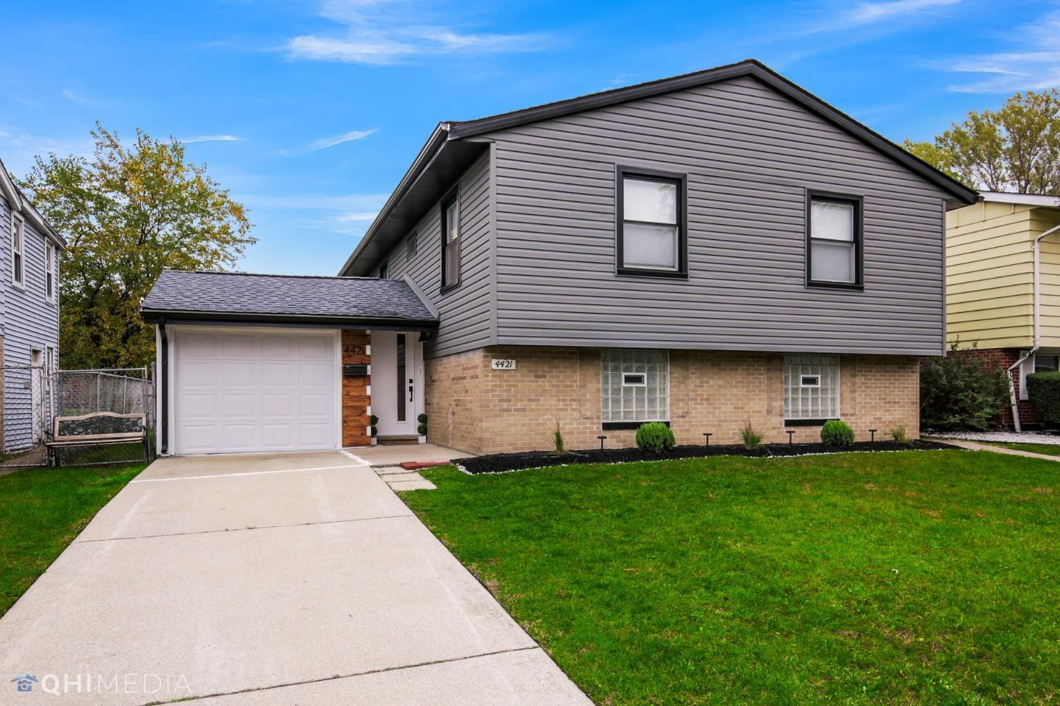 4421 Arbutus Lane