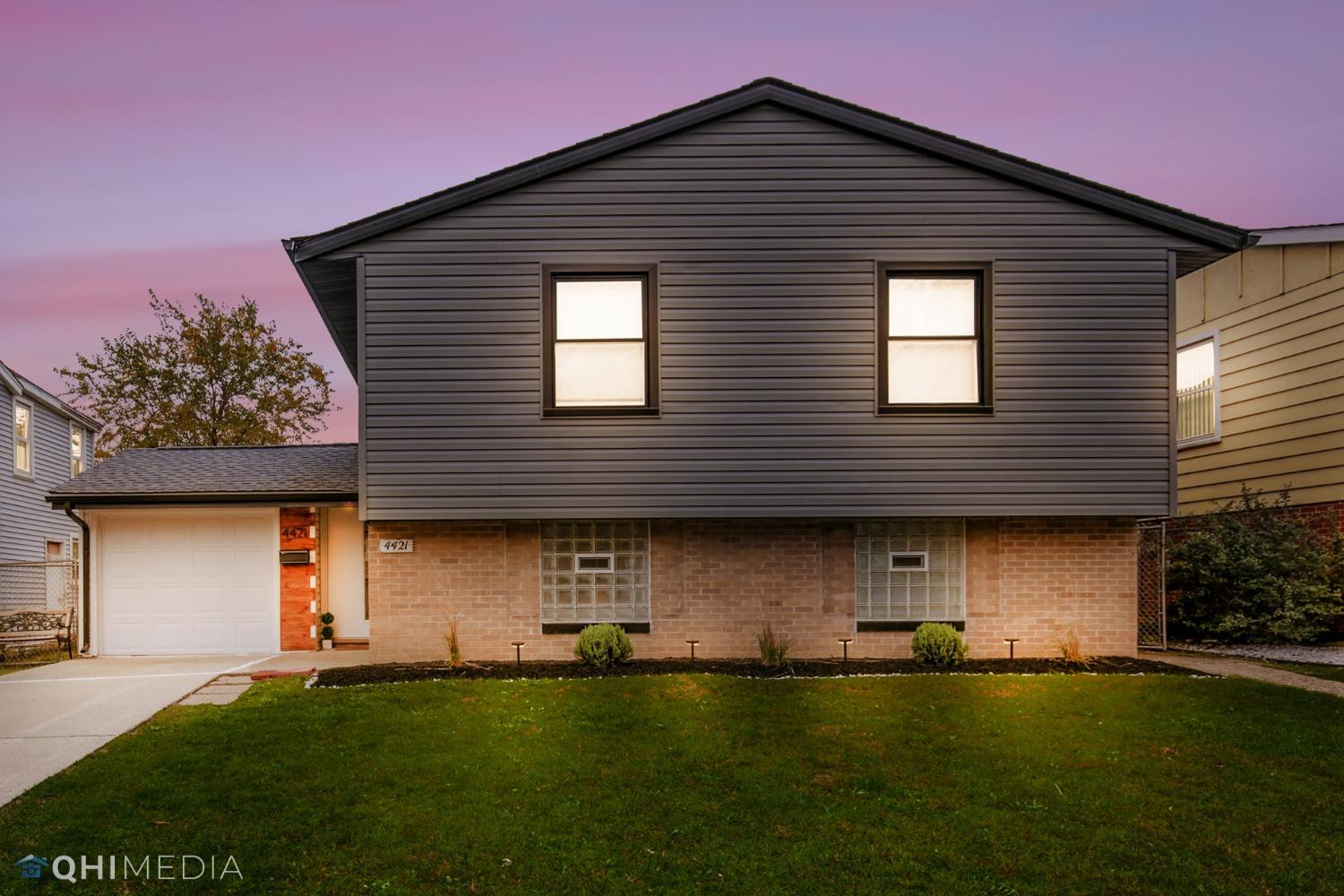4421 Arbutus Lane