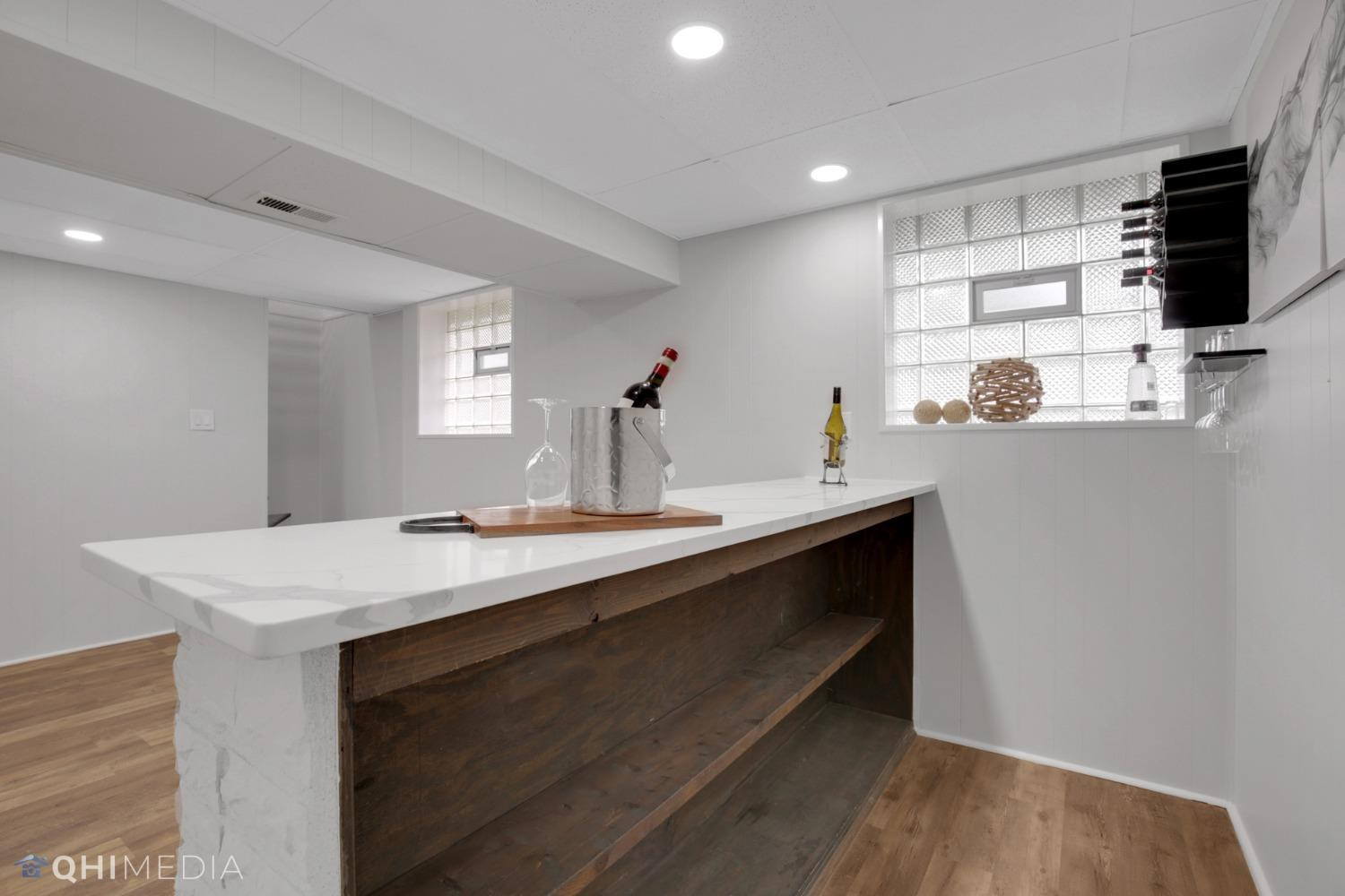 4421 Arbutus Lane