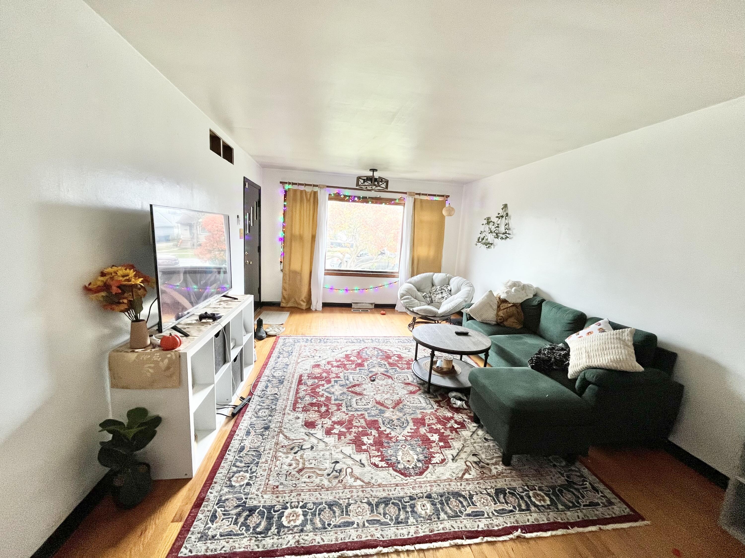 3834-36 Cameron Avenue