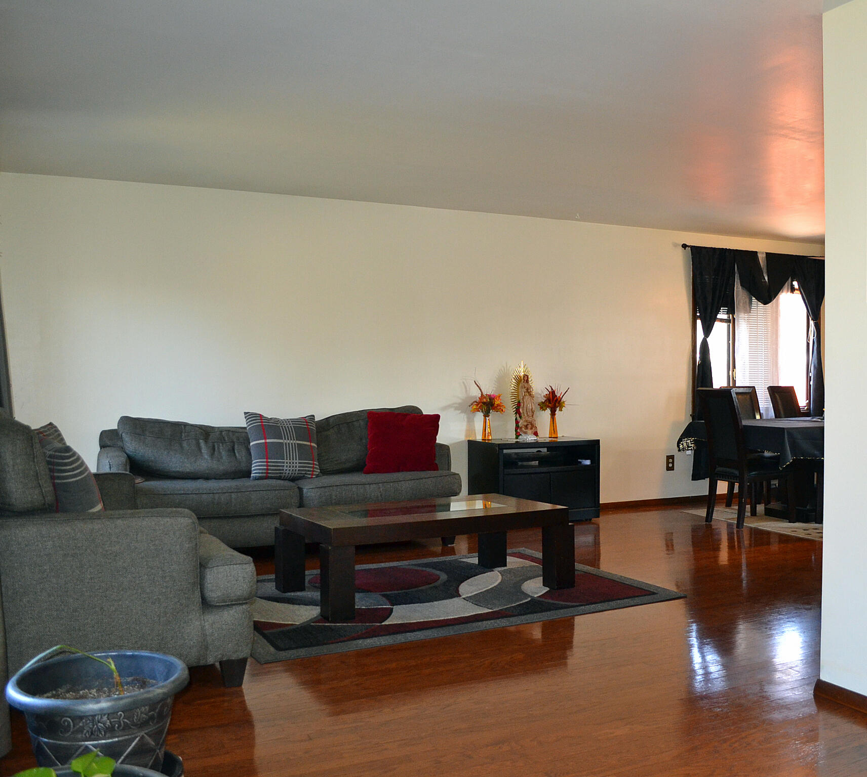 2046 Azalea Drive