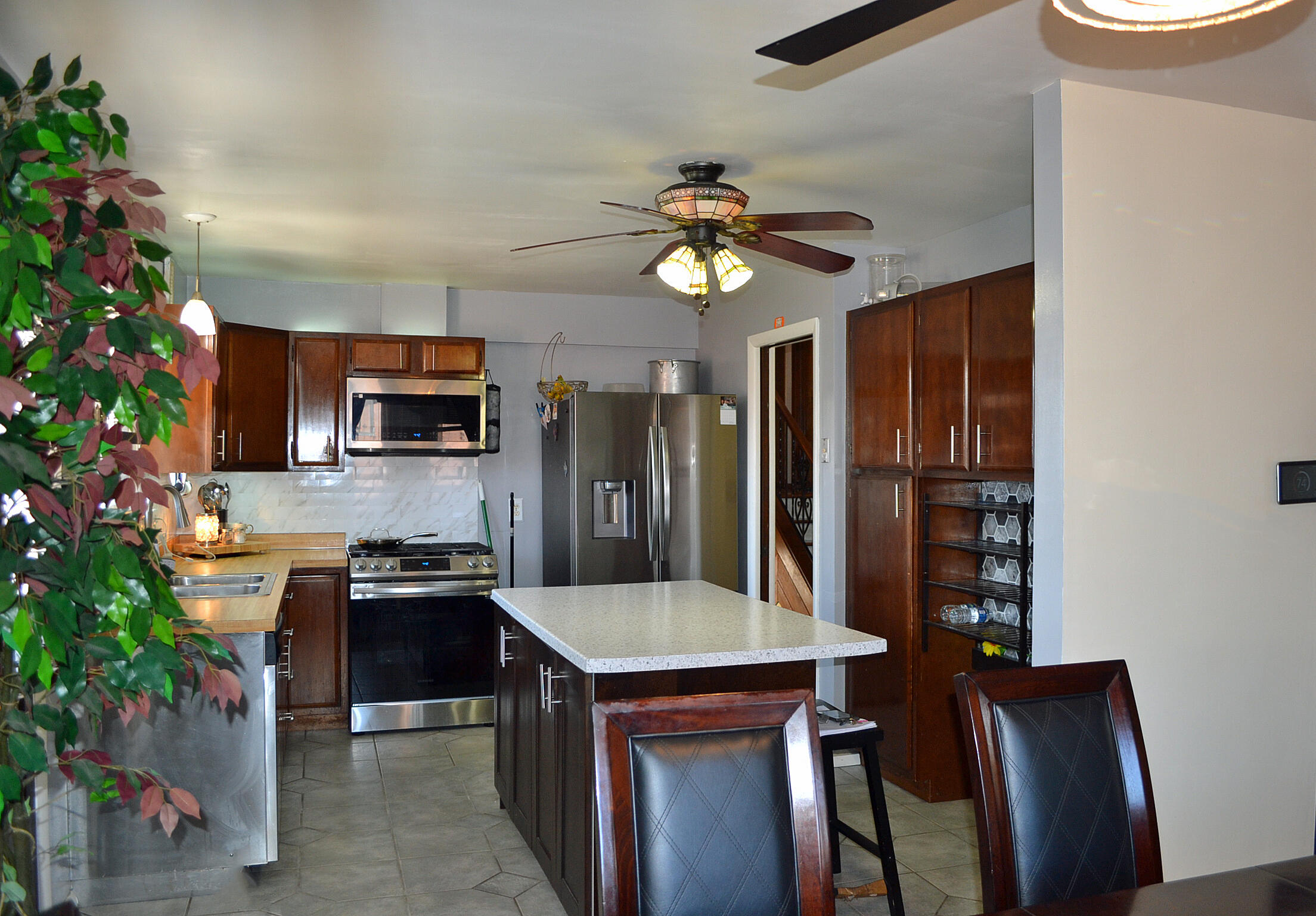 2046 Azalea Drive