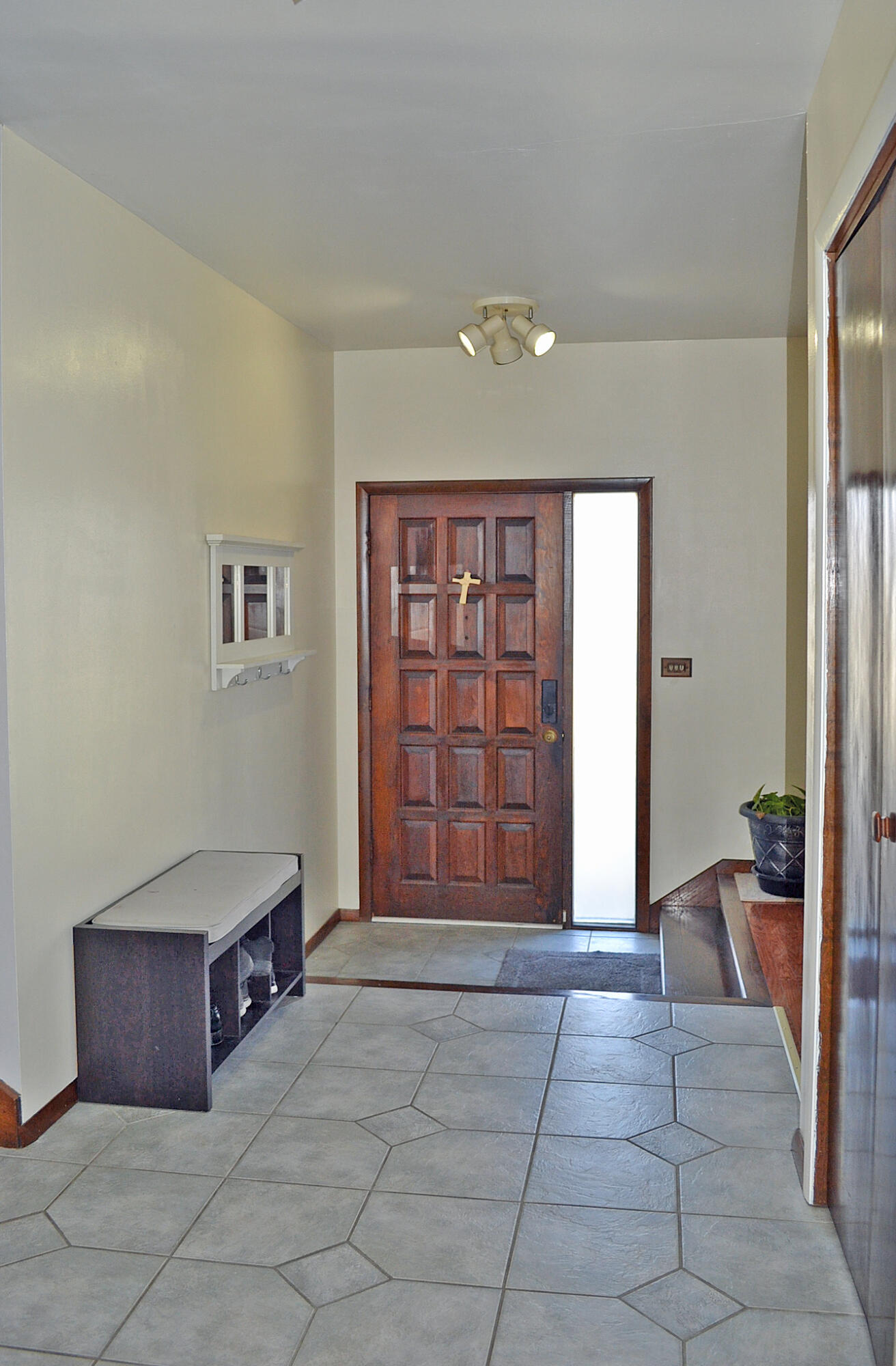 2046 Azalea Drive