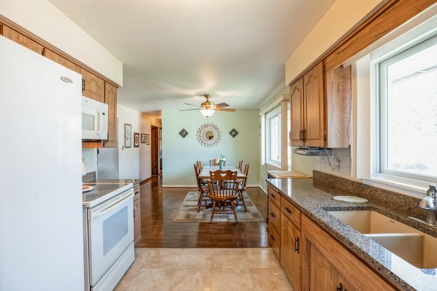 1821 Bluebird Lane