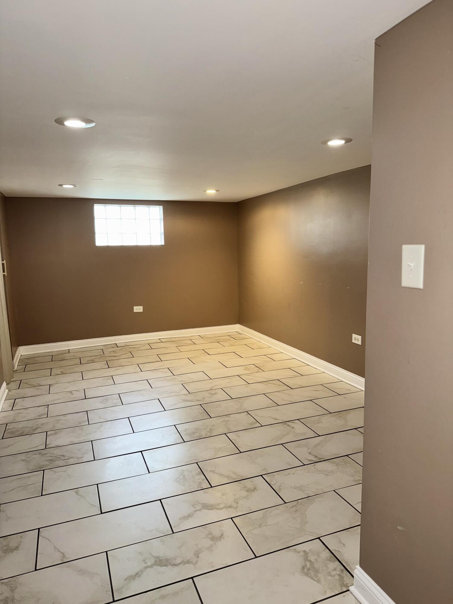 2903 Janet Place