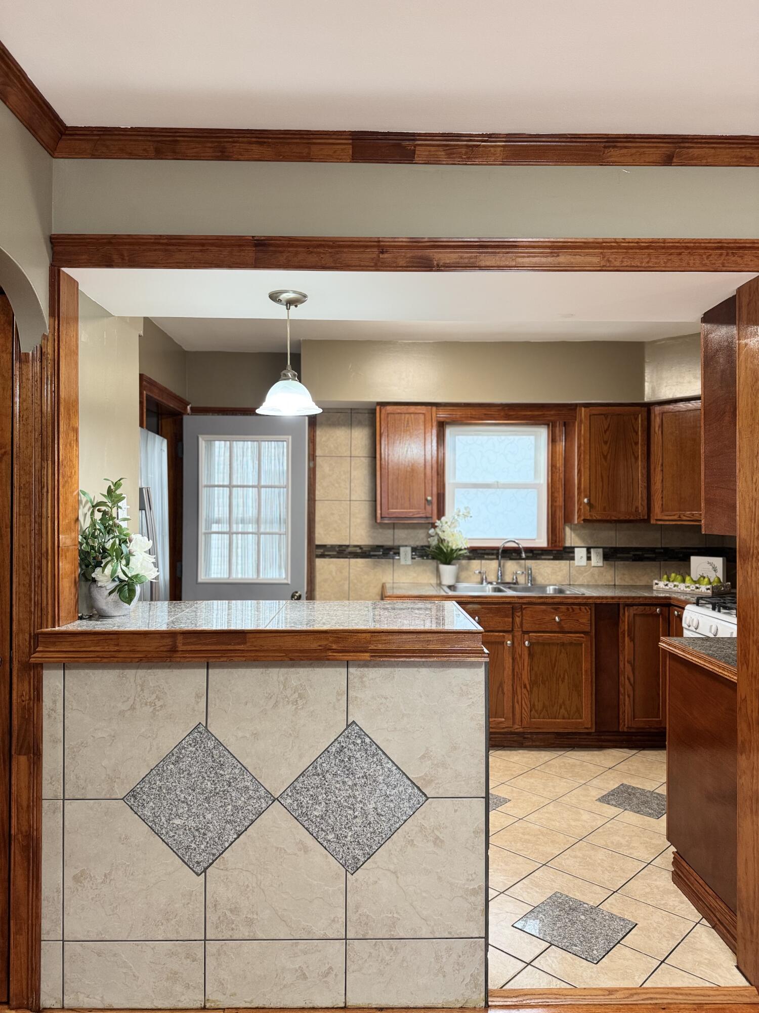 2903 Janet Place
