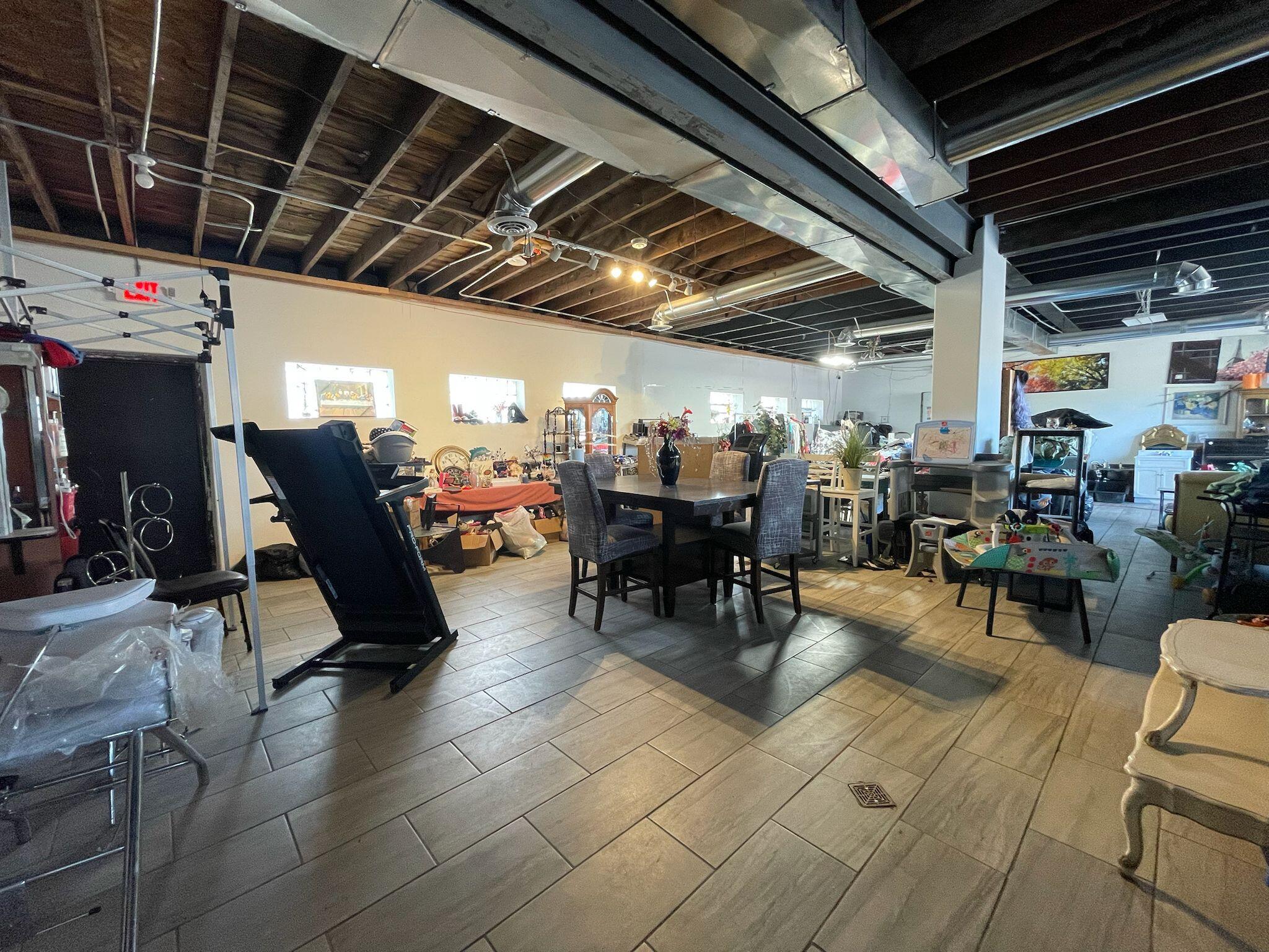 6429-6431 Kennedy Avenue Unit: 1
