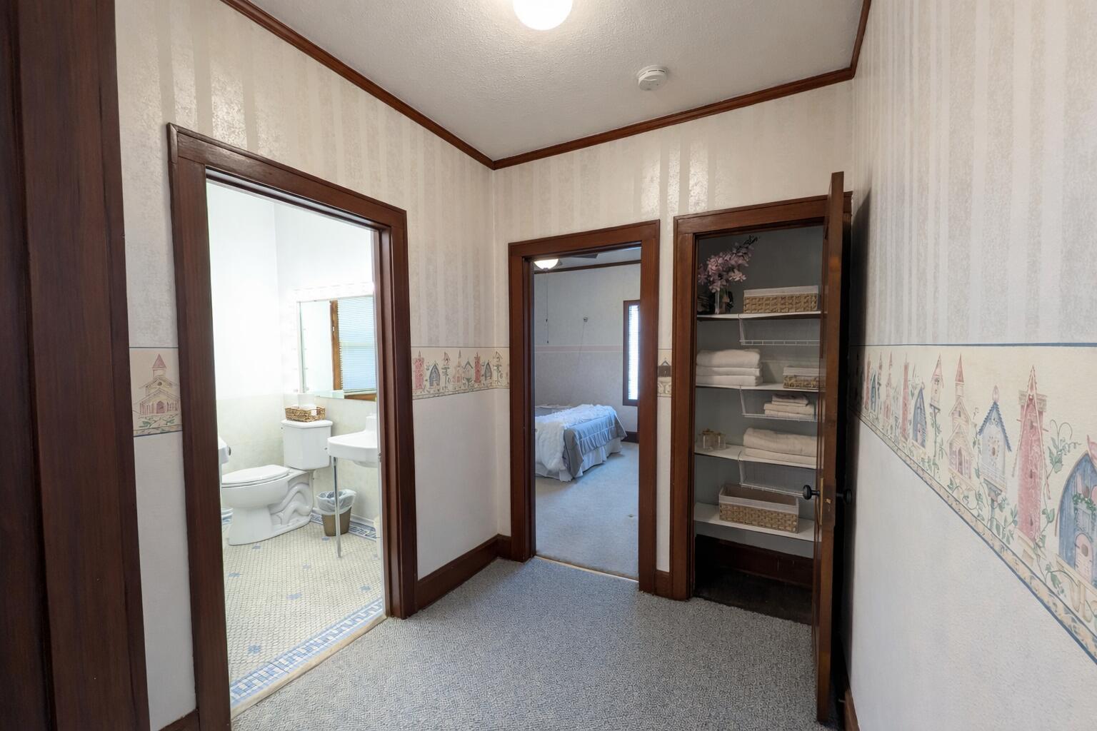 4125 Northcote Avenue