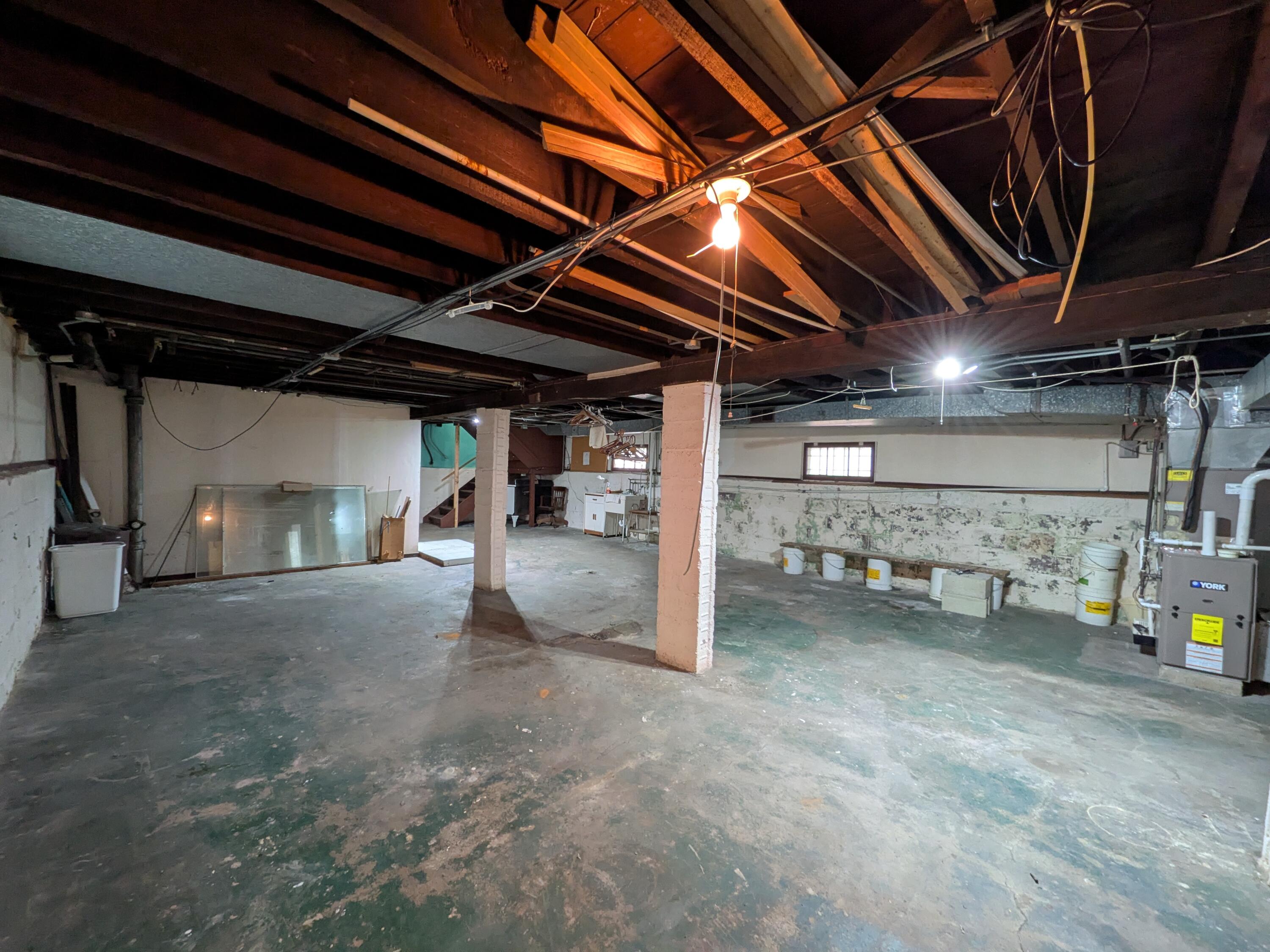 4125 Northcote Avenue