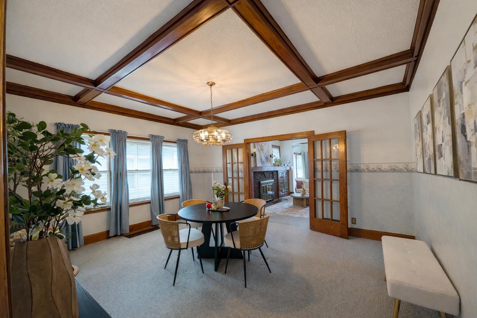 4125 Northcote Avenue