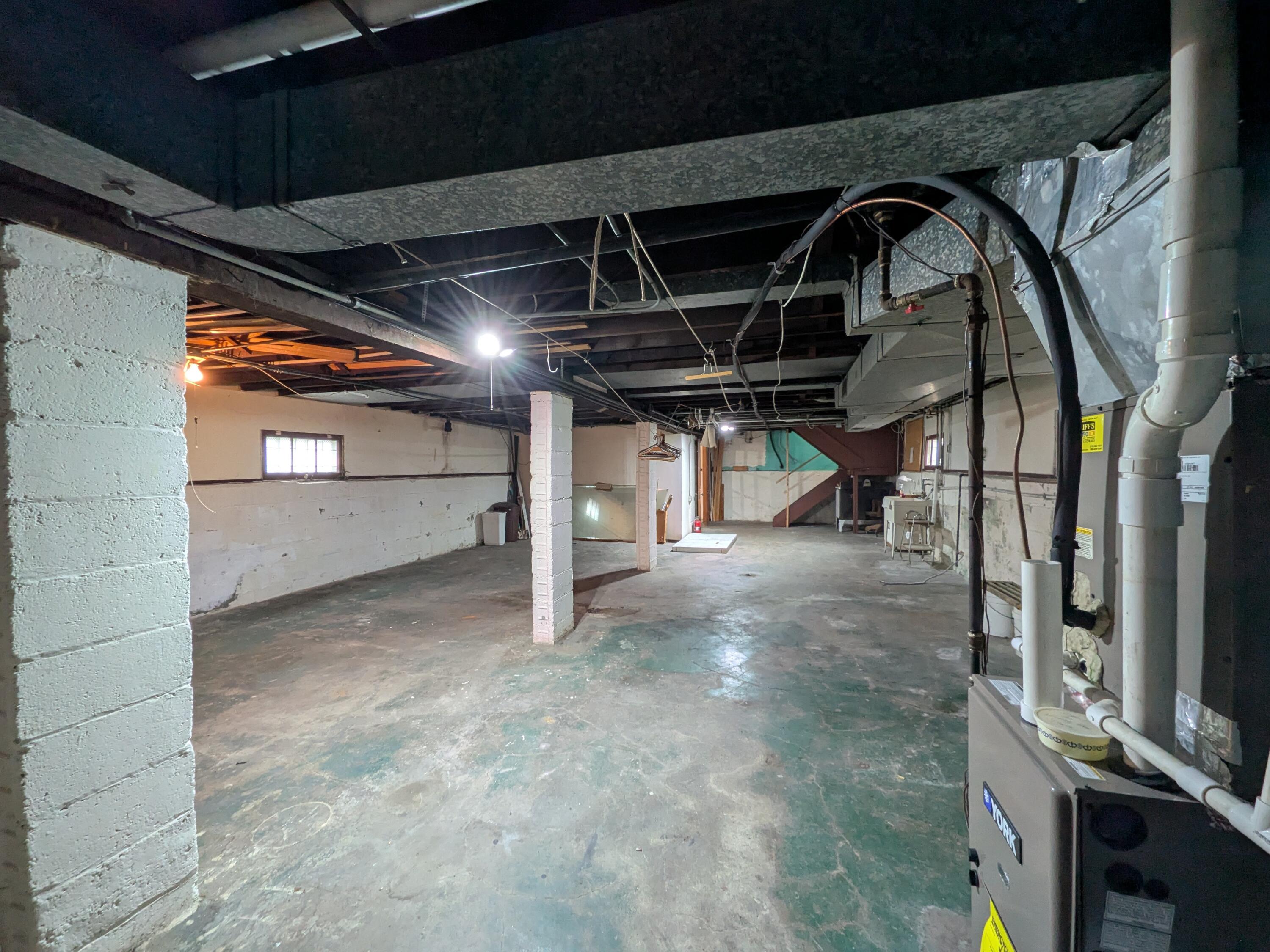 4125 Northcote Avenue