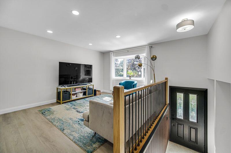 7409 Marshall Place