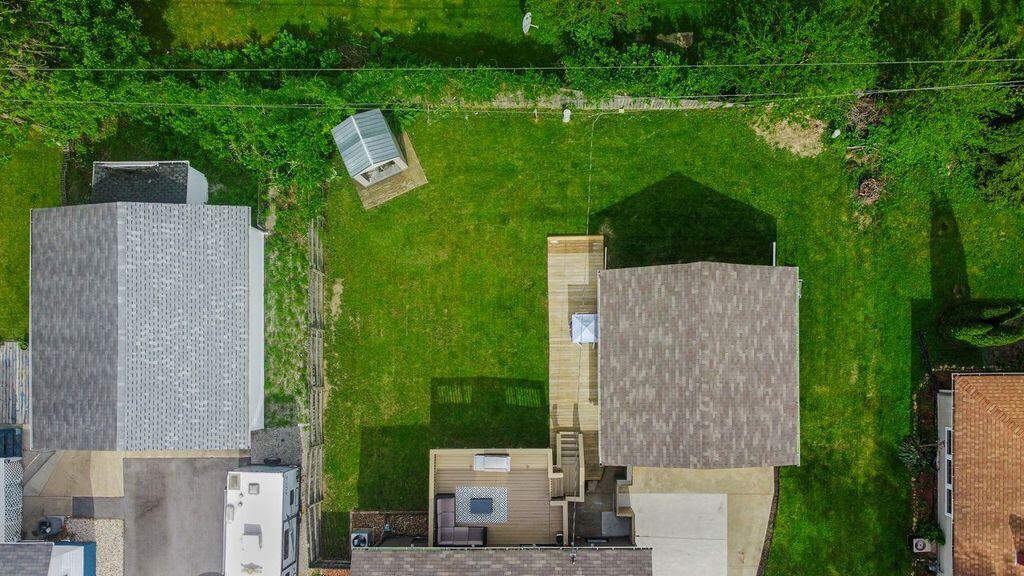 7409 Marshall Place