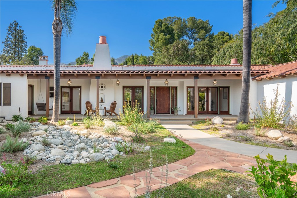 1247 Journeys End Drive