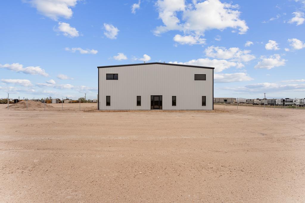 7922 W I-20