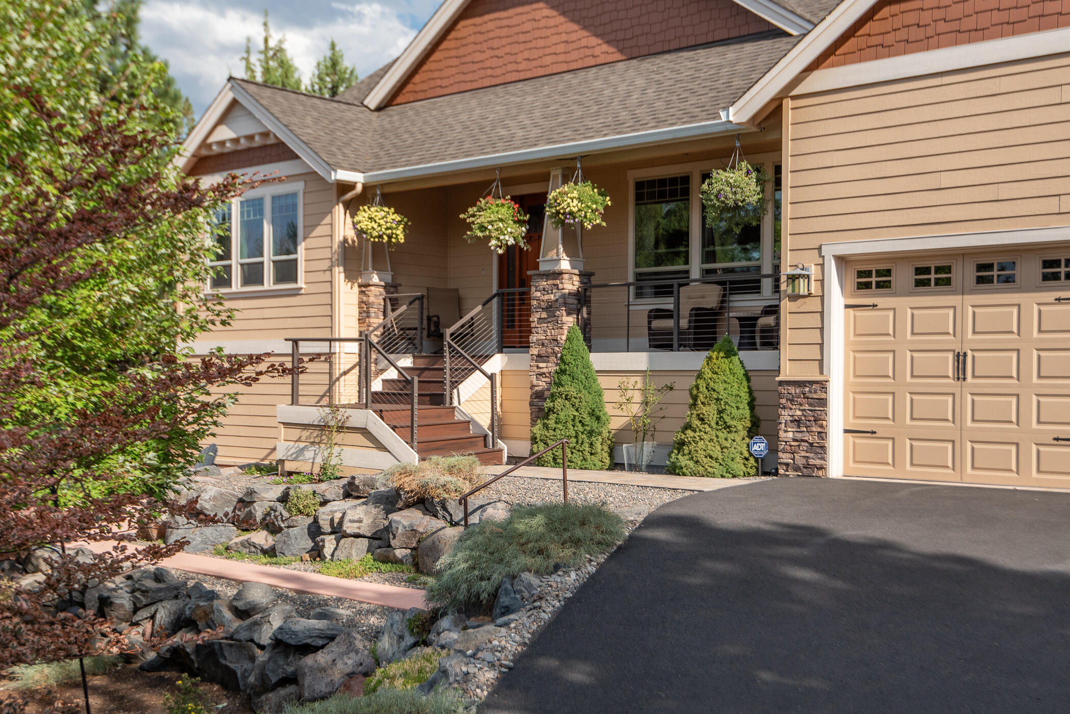 1121 NW Foxwood