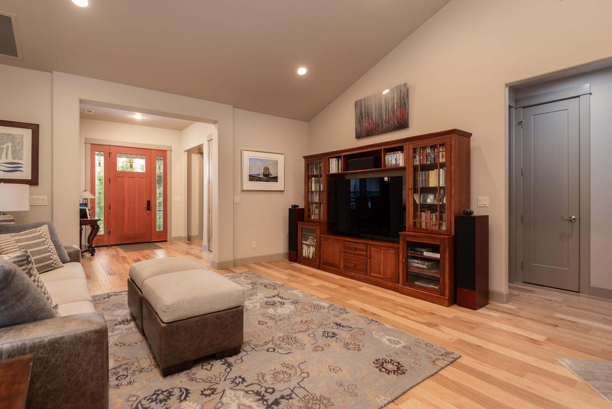 1121 NW Foxwood