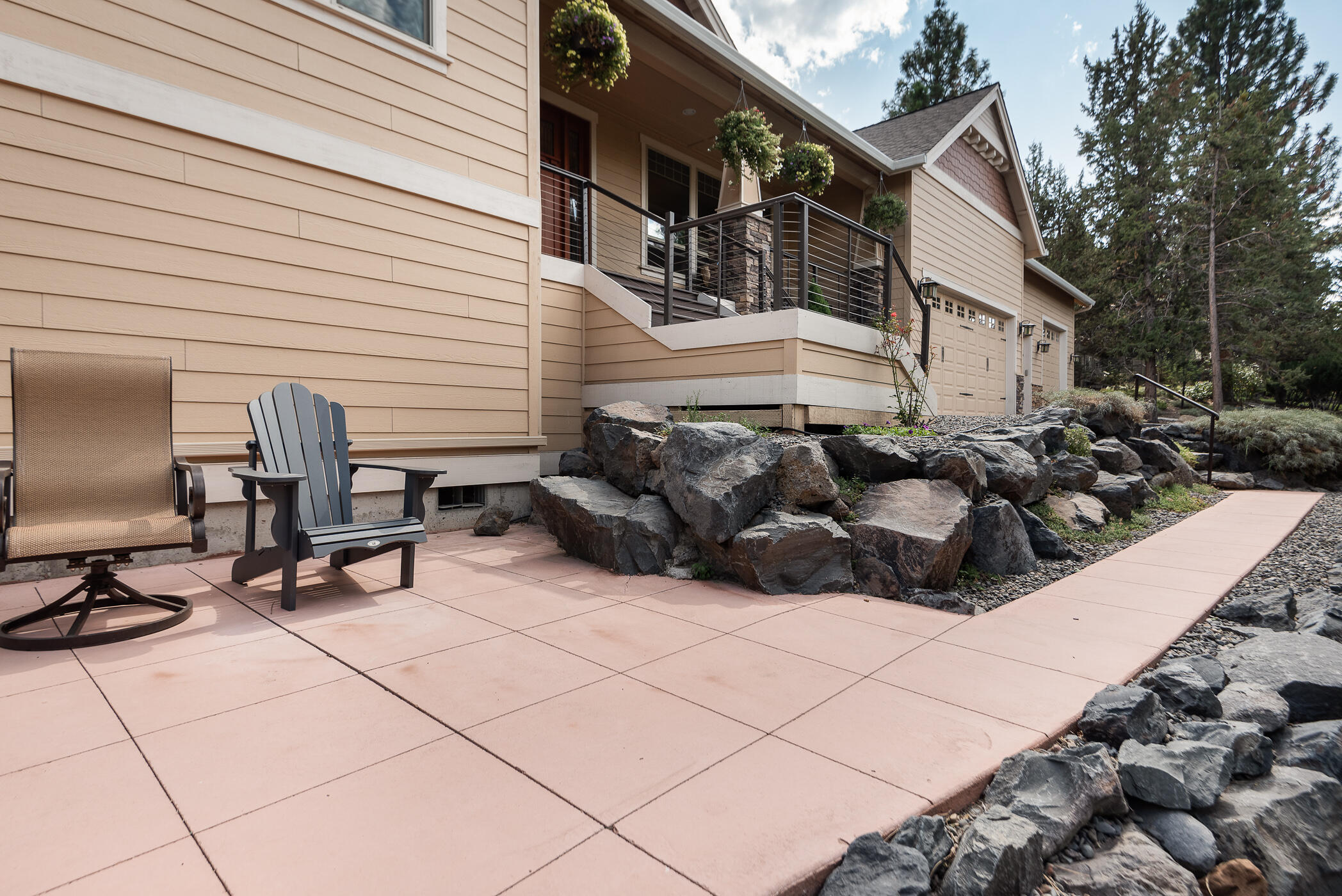 1121 NW Foxwood