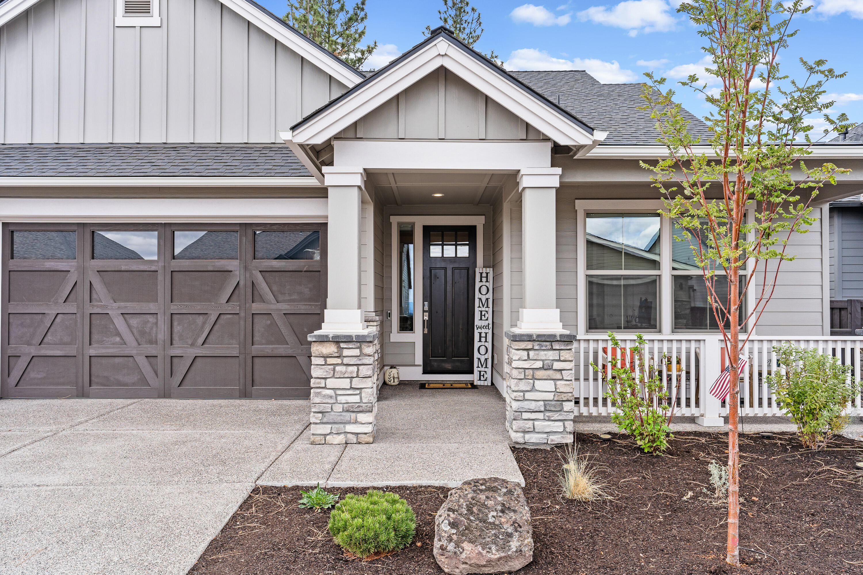 3043 NW Hidden Ridge Drive