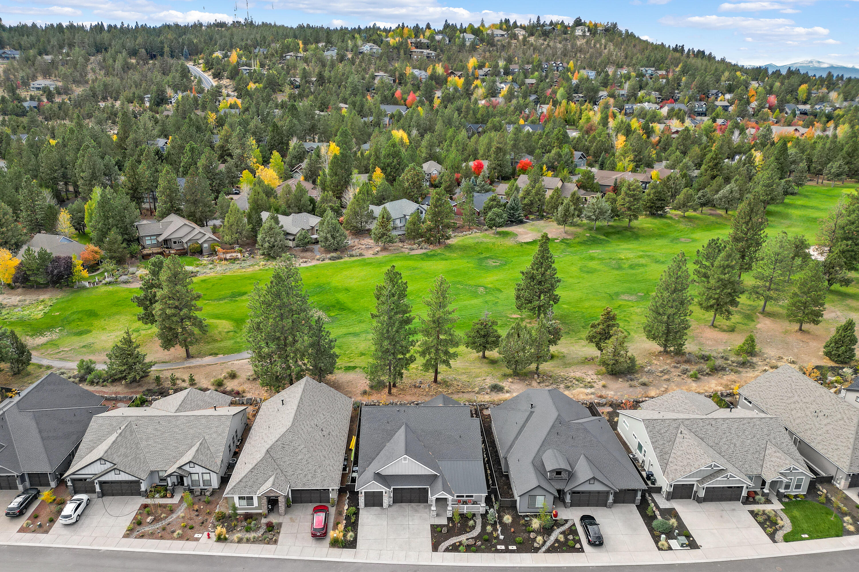 3043 NW Hidden Ridge Drive