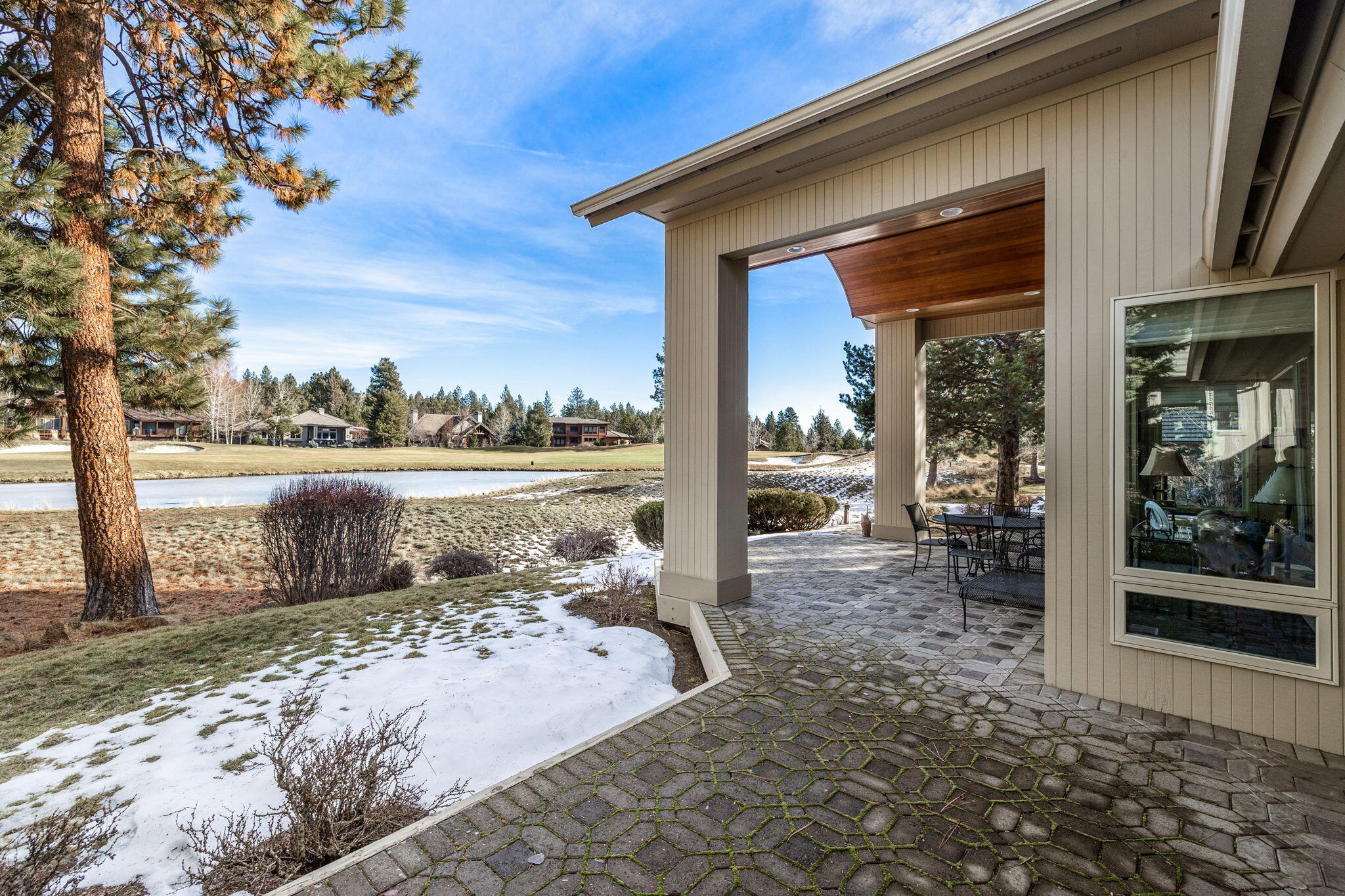 19546 Green Lakes Loop