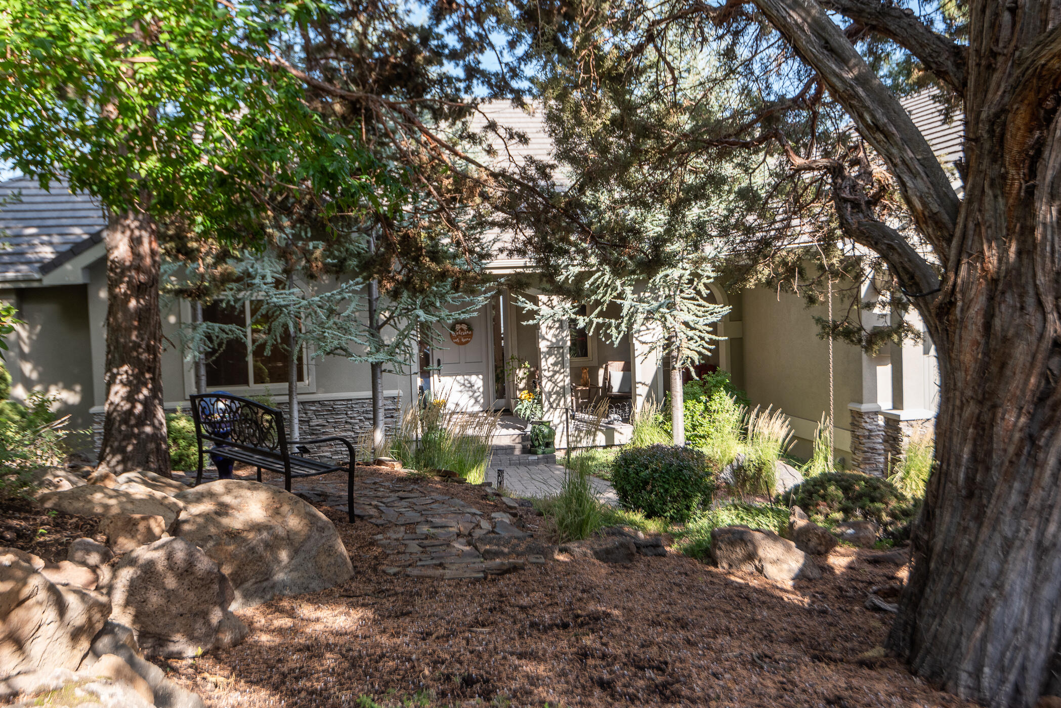 1166 NW Redfield Circle