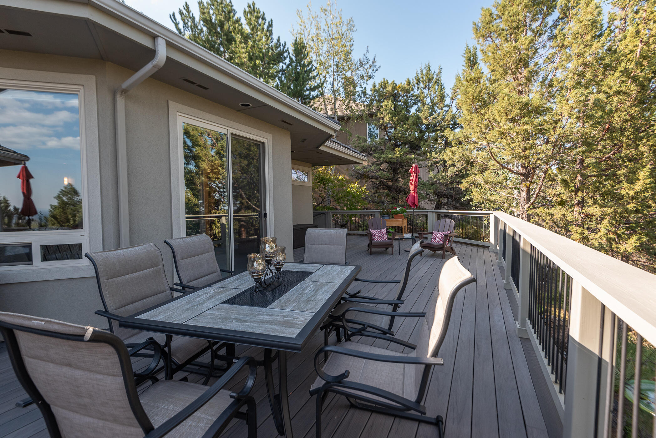1166 NW Redfield Circle