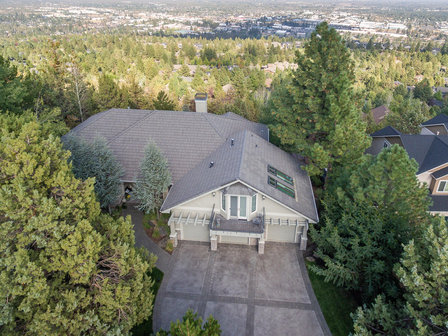 1166 NW Redfield Circle