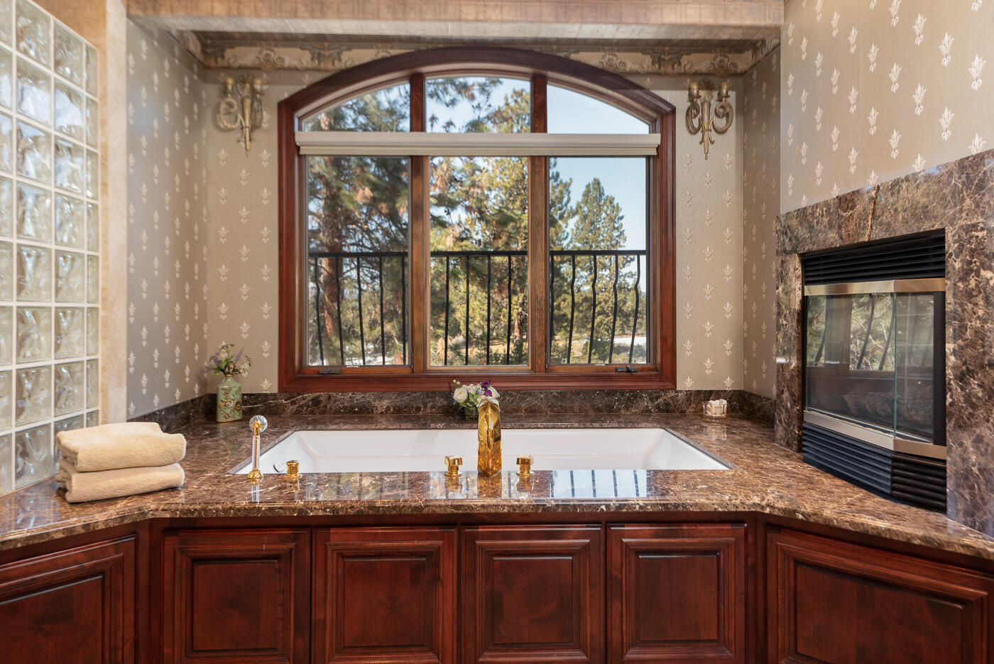 60340 Sunset View Drive