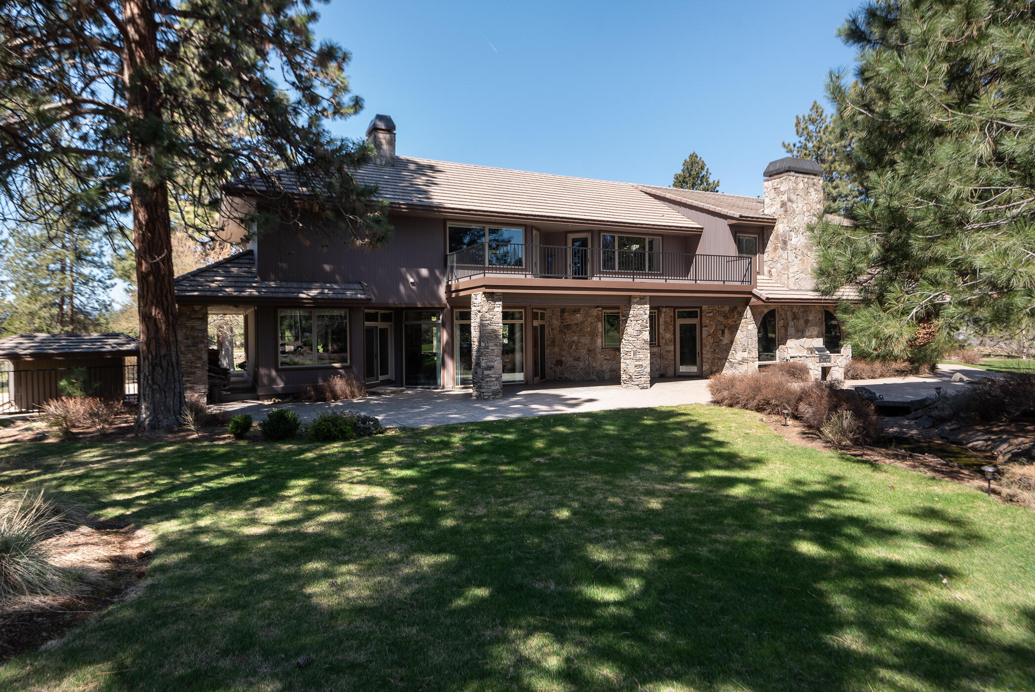 60340 Sunset View Drive