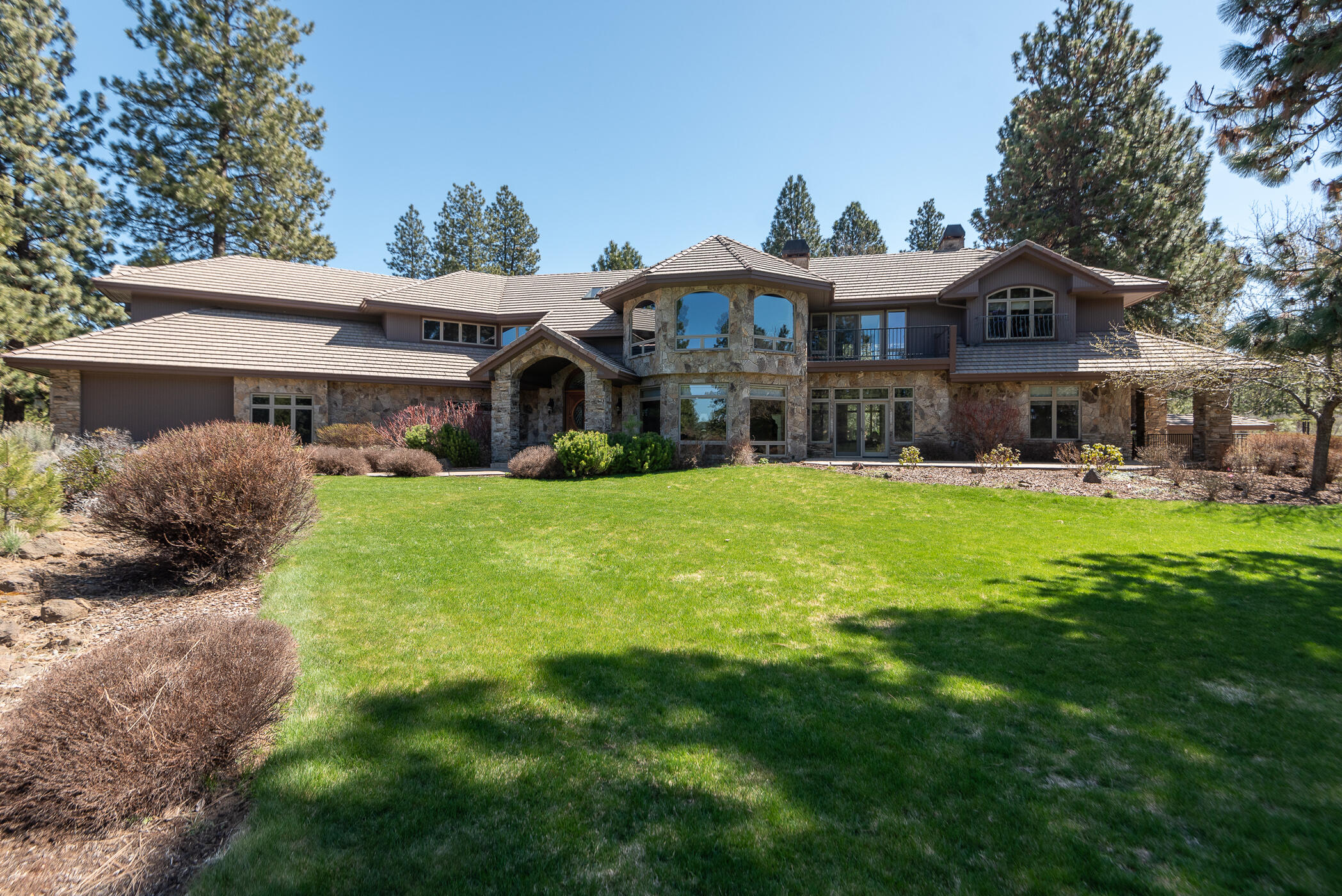 60340 Sunset View Drive