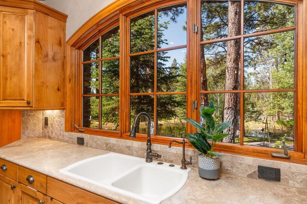 61951 Kildonan Court