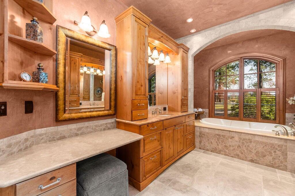 61951 Kildonan Court