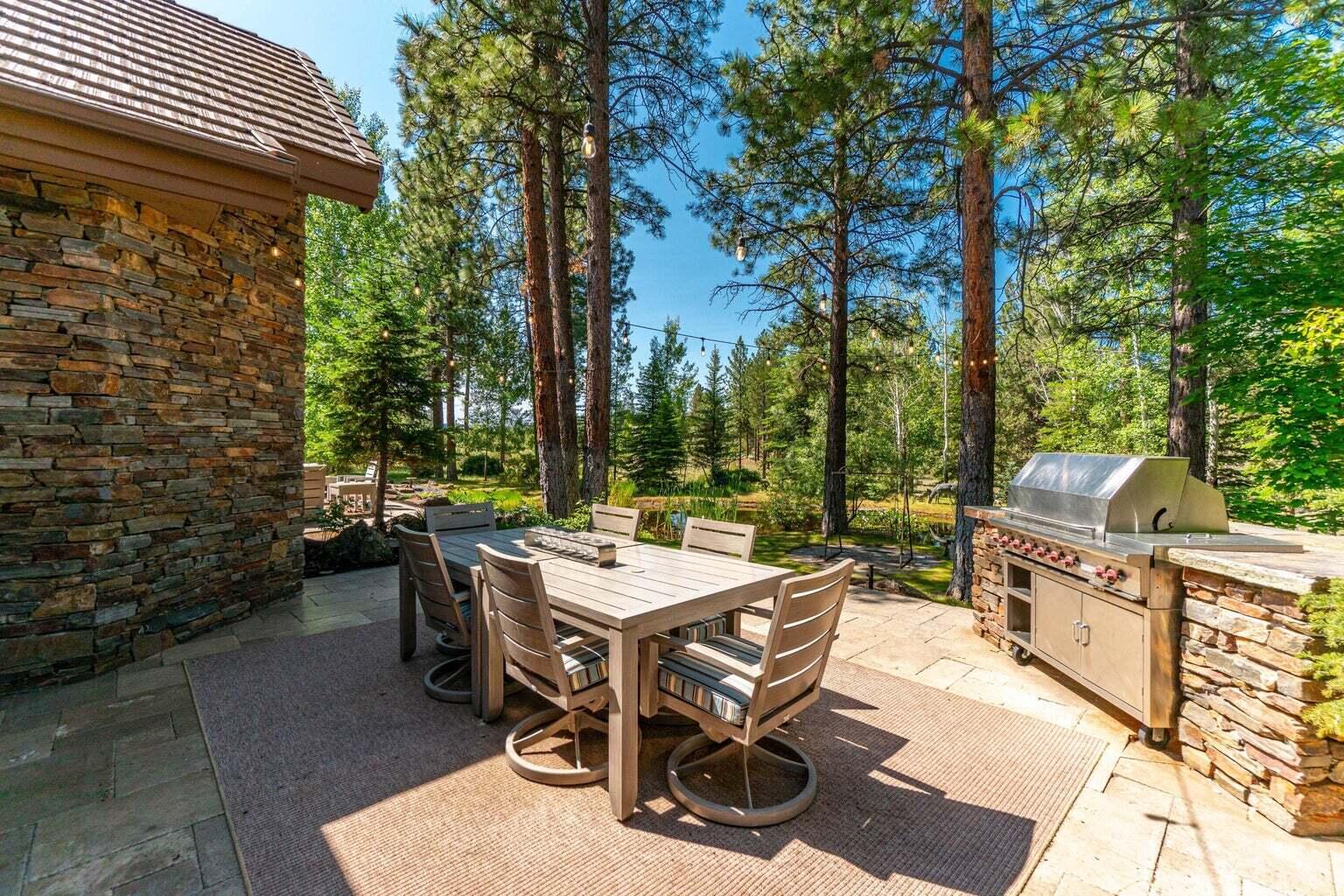 61951 Kildonan Court