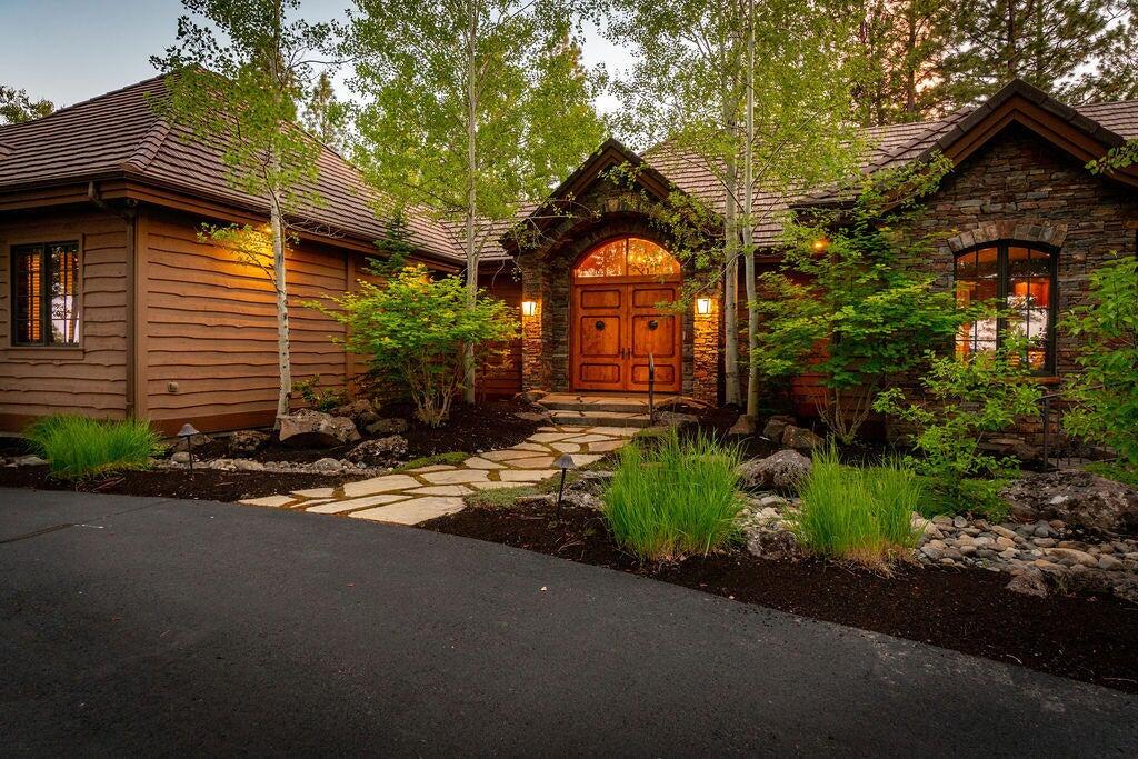 61951 Kildonan Court