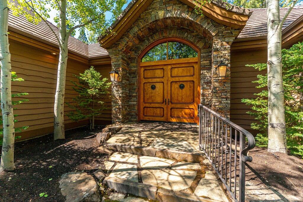 61951 Kildonan Court