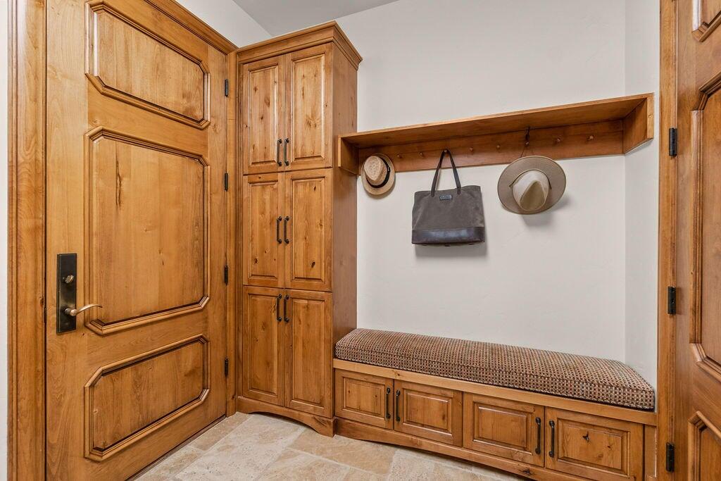 61951 Kildonan Court