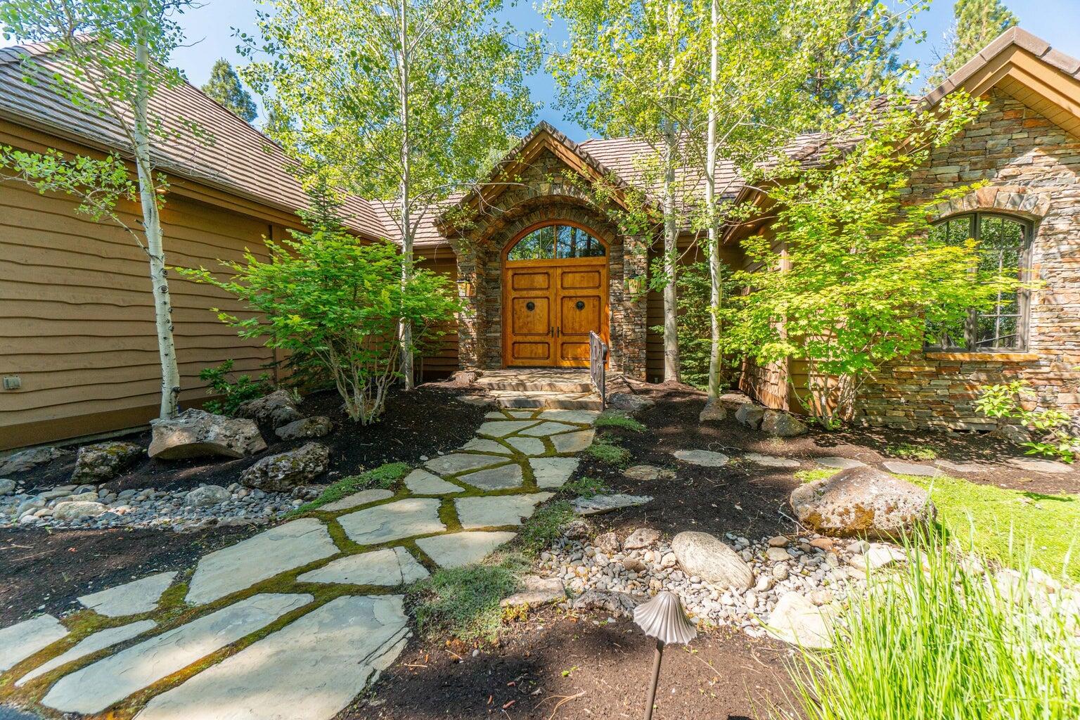 61951 Kildonan Court