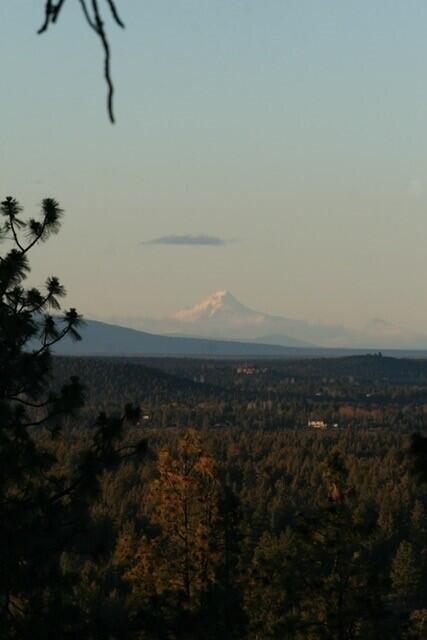 3611 NW Falcon Ridge